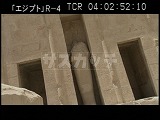エジプト・遺跡・首のとれたハトシェプスト女王像