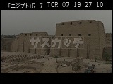 エジプト・遺跡・カルナック神殿・参道正面ロ