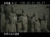 中国・遺跡・兵馬俑・１号抗・軽装の兵士