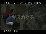 中国・遺跡・兵馬俑・２号坑・発掘作業