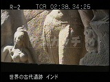 インド・遺跡・エローラ２１窟・入口の女神