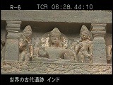 インド・遺跡・アジャンタ・２６窟・入口レリーフ