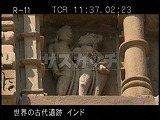 インド・遺跡・カジュラホ・カンダーリア・マハーデーヴァ寺院・男女神像