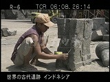 インドネシア・遺跡・ロロジョングラン・修復作業