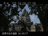 カンボジア・遺跡・アンコールワット・木ナメ中央祠堂