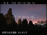 カンボジア・遺跡・アンコール・トム・バイヨン夕景
