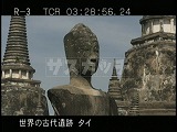 タイ・遺跡・アユタヤ・ワット・プラシーサンペット・3基の仏塔周辺・仏像
