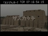 エジプト・遺跡・カルナック神殿・参道正面ロ