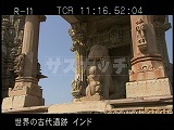 インド・遺跡・カジュラホ・カンダーリア・マハーデーヴァ寺院・ライオン像